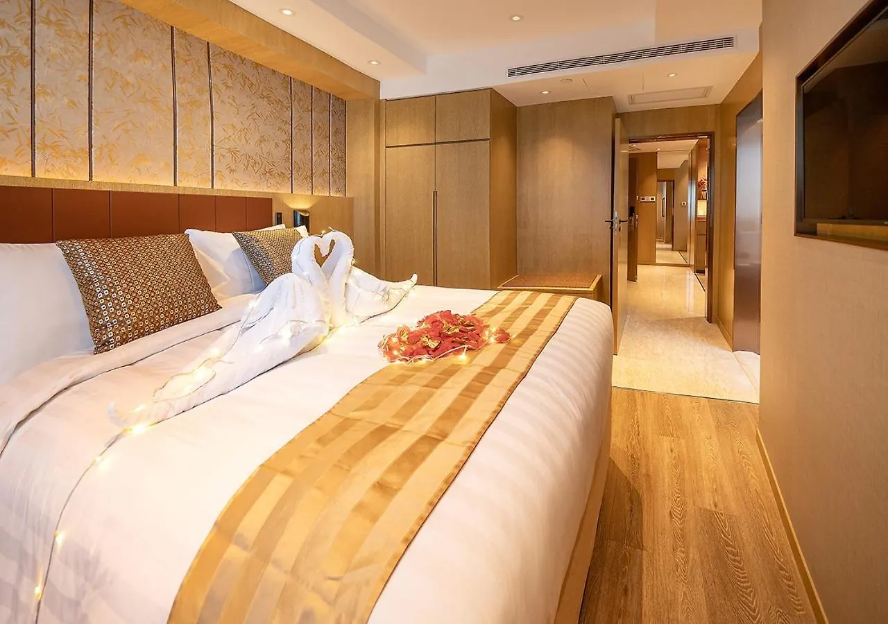 Grand Dragon Hotel Macau 4*,  China